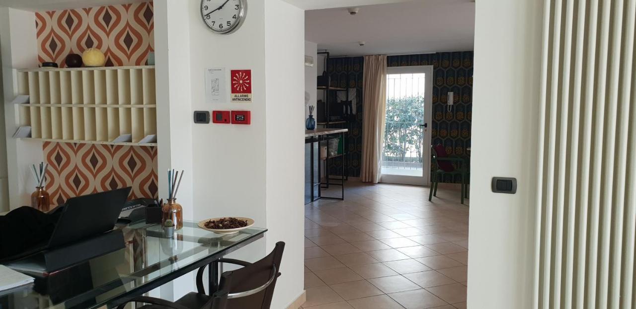 Residence L'Appartamento Rimini Luaran gambar