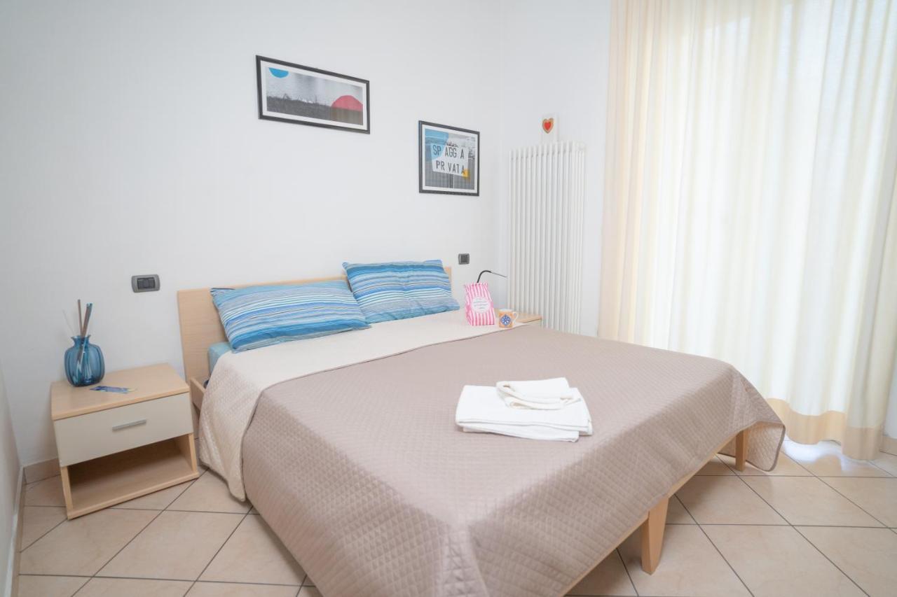 Residence L'Appartamento Rimini Luaran gambar